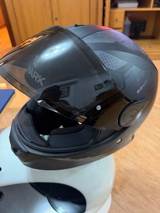 Casco Shark y Guantes Alpinestars nuevos.