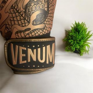 Guantes Boxeo Venum Dragón Dorado 12 onzas