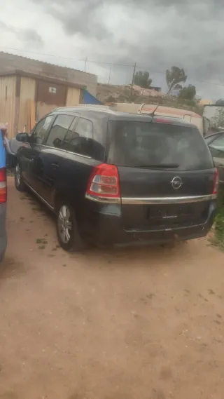 Opel Zafira 2011