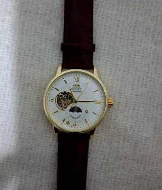 Relógio Orient Dourado Pulseira Castanha