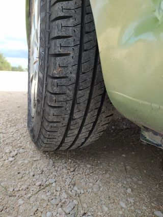 Citroen C3 verde 2002 70cv 1.4