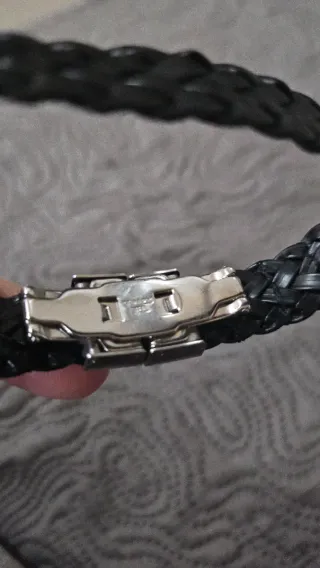 Pulsera trenzada LOTUS Style cuero negro