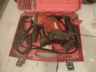 Taladro Hilti TE5 con maletín y brocas