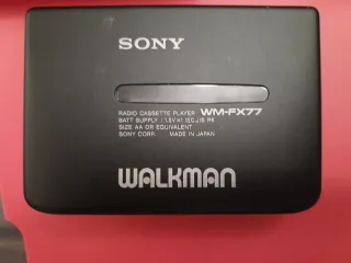 Walkman SONY WM-FX77 Radio Cassette Player
