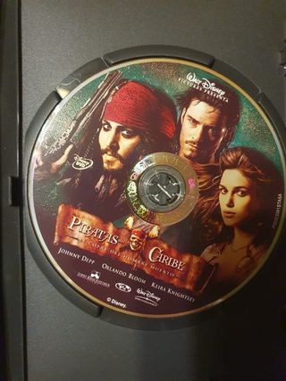 DVD Piratas del Caribe: El Cofre del Hombre Muerto