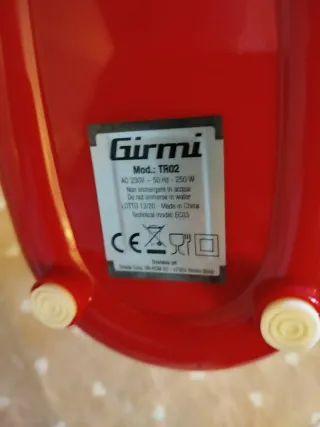 Tritatutto elettrico Girmi rosso/bianco