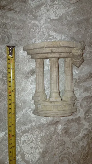 Accessori acquario roccia e piante blu