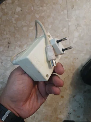 Amplificador de Antena Noru UHF VHF TDT FM TV