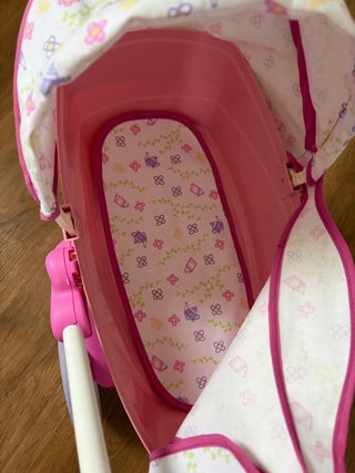 Carrito de juguete rosa