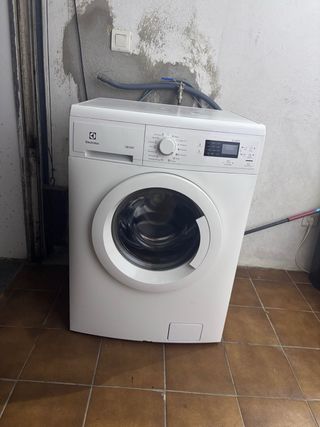 Lavadora Electrolux TimeCare Blanca