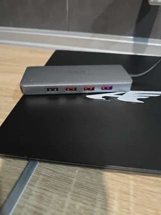 Estación Acoplamiento USB-C Dual Selore