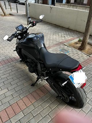 Yamaha MT 09 119cv 8.000km, año 08/2021. 8.450 eur