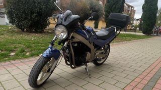 Suzuki GS 500 E - Moto Naked