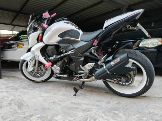 Kawasaki Z1000