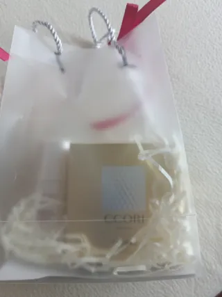 .Perfumes hombre y mujer, Decorado para REGALO