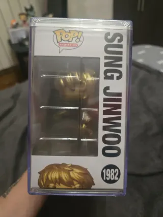 Funko Pop! Solo Leveling Sung Jinwoo 1982 Dorado