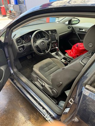 Volkswagen Golf VII 1.6cc 105cv Sport DSG Año 2013