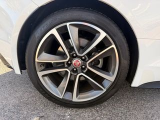 Jaguar F-Type 2021 2.0 R.Dynamic 300cv. 18000 kms