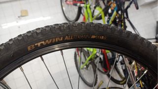 Bicicleta Rockrider 500 recien reparada a punto