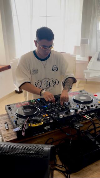 Clases de DJ profesional