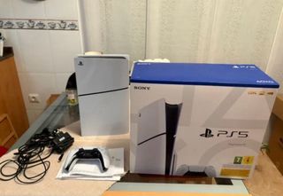 Consola PS5 Slim con Lector