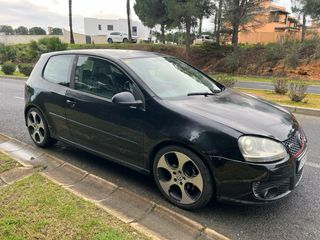 Volkswagen Golf 2004