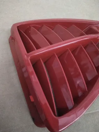 Rejilla escudo delantero Piaggio NRG