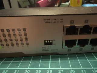 Switch Gigabit D-Link DGS-1024D I1G (24 Puertos)