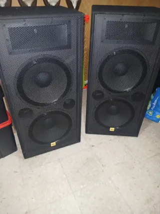 Altavoces 500 wt y Amplificador The t.amp E-800 N