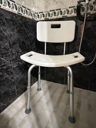 Silla de ducha regulable