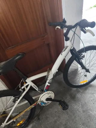 Bicicleta BMX Talla Media Blanca