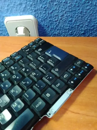 Teclado portátil Lenovo negro