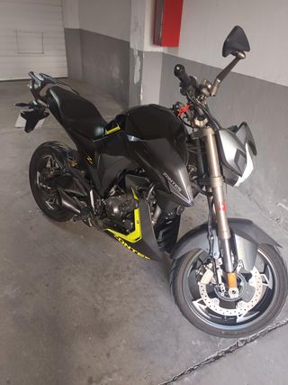 Zontes Naked Negra y Amarilla Manual  Z2 125