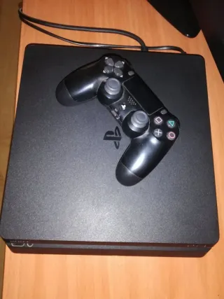 PS4 (PlayStation 4) Negra +regalo.