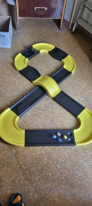 Pista biglie Eppy GN gialla/nera con scatola