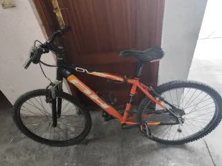 Bicicleta de Montaña BH Over Orange