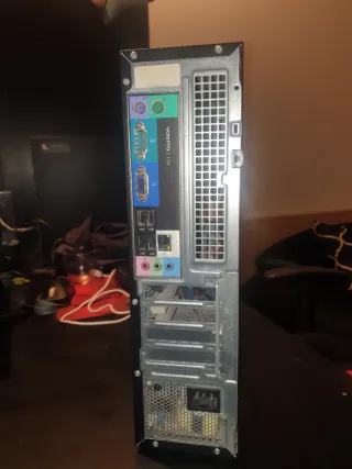 6 Ordenadores Dell Vostro 230 80€/ 1 unidad 15