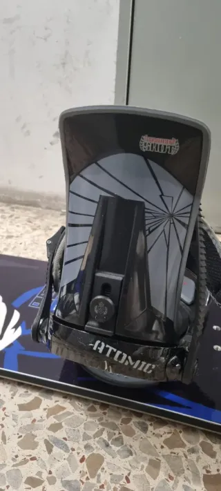 Tabla Snowboard con Fijaciones ATOMIC 153cm