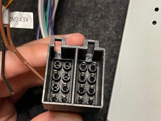 Radio Bluetooth coche 1 Din y Pantalla Retráctil