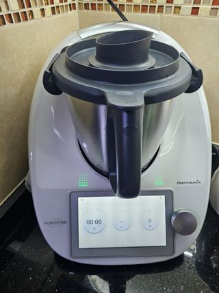 Vorwerk Thermomix TM6 con Accesorios