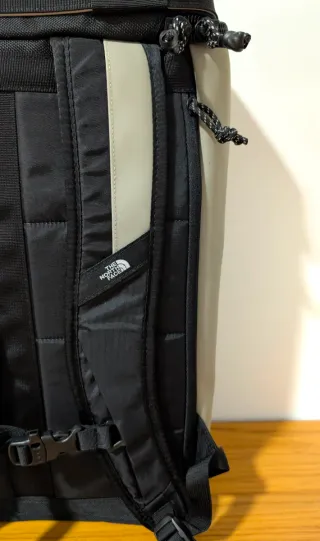 Mochila THE NORTH FACE Explore Fusebox L Gris