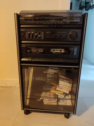 Minicadena Panasonic Negra y Plateada