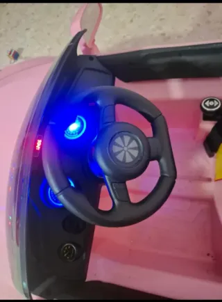 Coche eléctrico infantil rosa