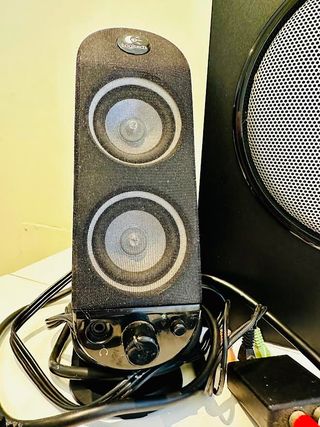 Sistema Altavoces Logitech X-530 5.1