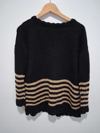 Jersey negro con rayas beige