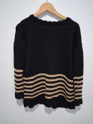 Jersey negro con rayas beige