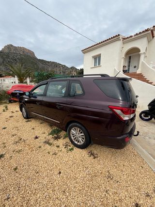 SsangYong Rodius 2014