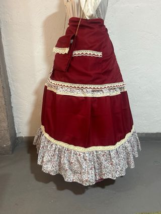 Zagalejo con delantal y bolsita falda huertana