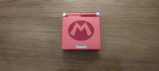 Game Boy Advance SP Edición Mario Roja/Blanca