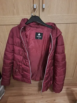 Abrigo acolchado niña rojo talla M